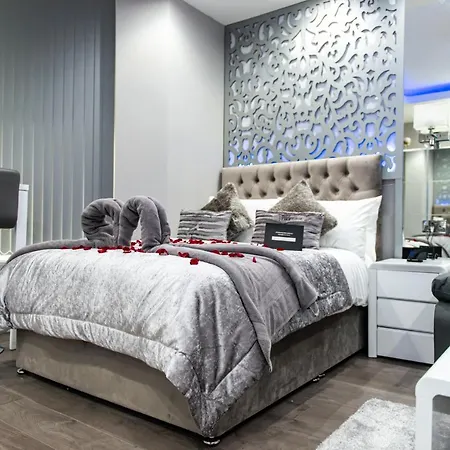 Apartment Aphrodite Bradford (West Yorkshire)