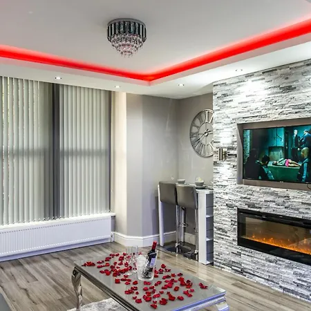 Aphrodite Apartment *