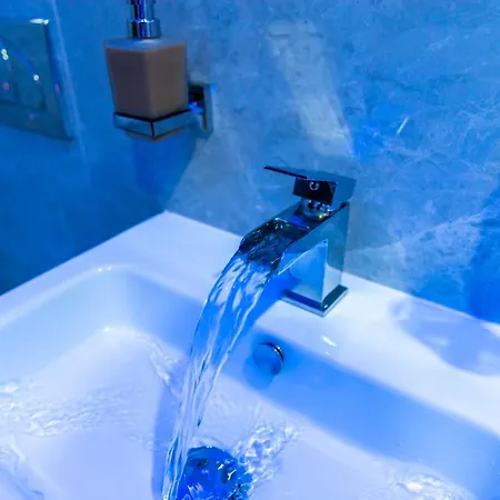 Aphrodite Apartment Bradford (West Yorkshire)