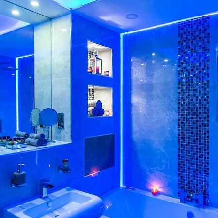 Apartment Aphrodite Bradford (West Yorkshire)